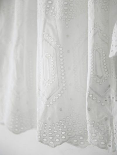 コットンレースモックネックチュニックブラウス | HUG O WaR ONLINE STORE