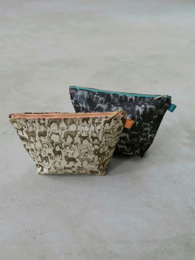 LIBERTY pt.舟形ポーチM（Dog Paradise） | HUG O WaR ONLINE STORE