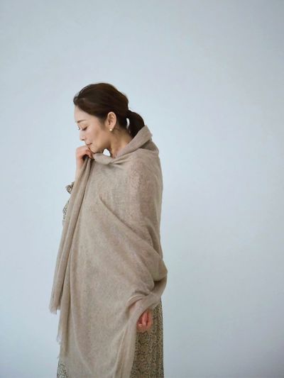 ハグオーワー　グレー　ショール　ストール cashmere_stole_2024
