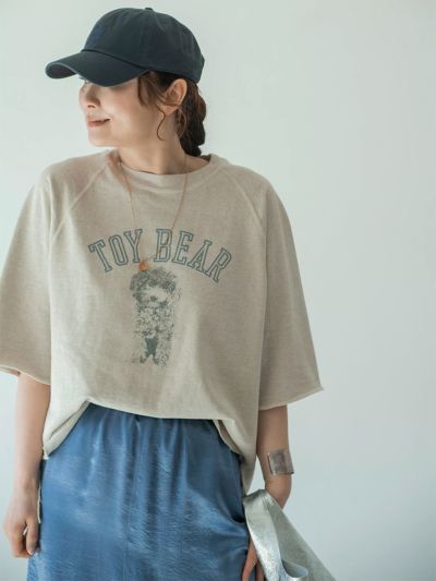 REMI RELIEFXHUG O WaRコラボクルーネックトレーナー