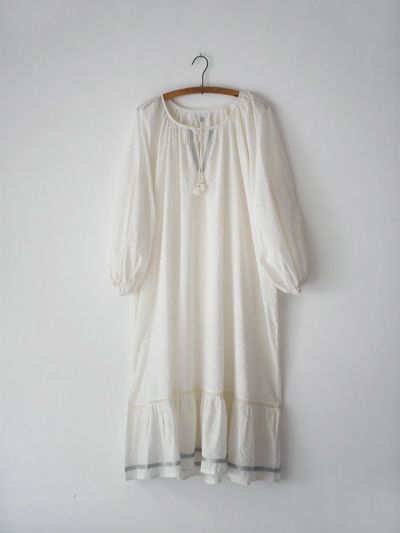 コットンドビー刺繍ギャザーワンピース | HUG O WaR ONLINE STORE