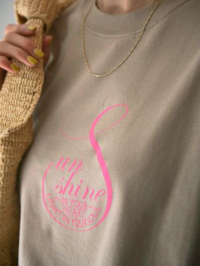 ハグオーワー サンシャイン tシャツ SUNSHINE pt. T-sh | HUG O WaR ONLINE STORE