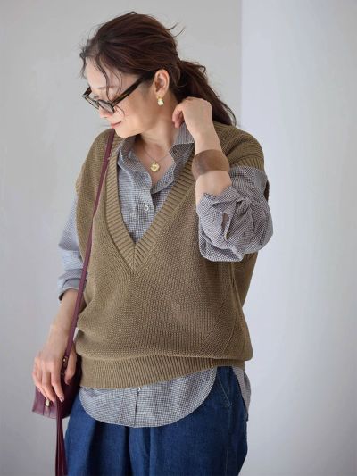 ローゲージ片畦編みVネックベスト | HUG O WaR ONLINE STORE