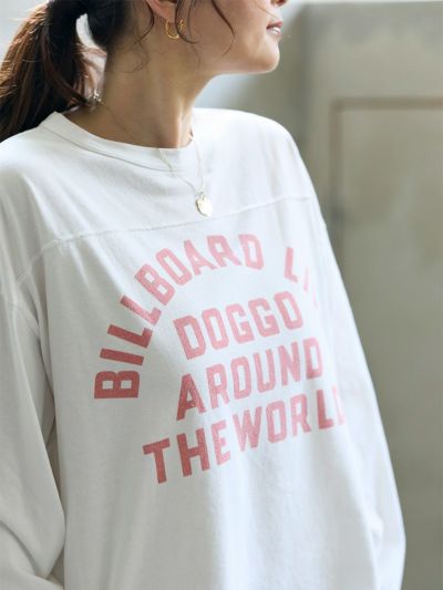 REMI RELIEF×HUG O WaRコラボフットボールT-sh（BILL BOARD LIVE