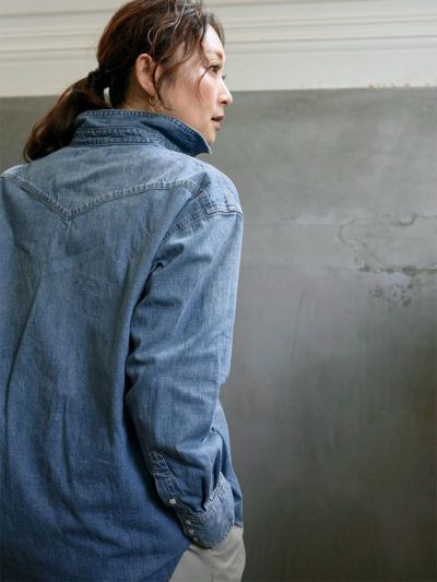 未使用　HUG Ō WǎR デニムウエスタンシャツ 長袖　ブルー　雅姫さん 未使用 HUG Ō WǎR デニムウエスタンシャツ 長袖 ブルー 雅姫さん