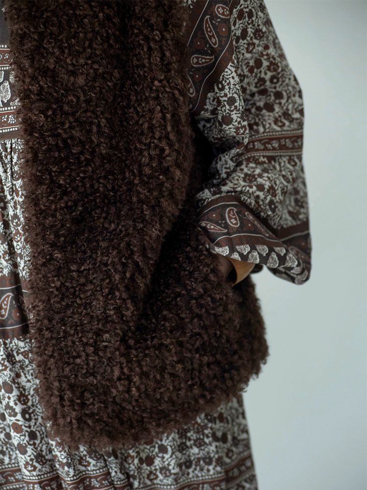 ハグオーワー　Wニードルファーベスト　新品未使用 tops | HUG O WaR ONLINE STORE ハグオーワー⭐︎ Wニードルファー