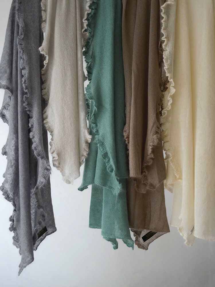 シルクモヘヤフリルストール | HUG O WaR ONLINE STORE